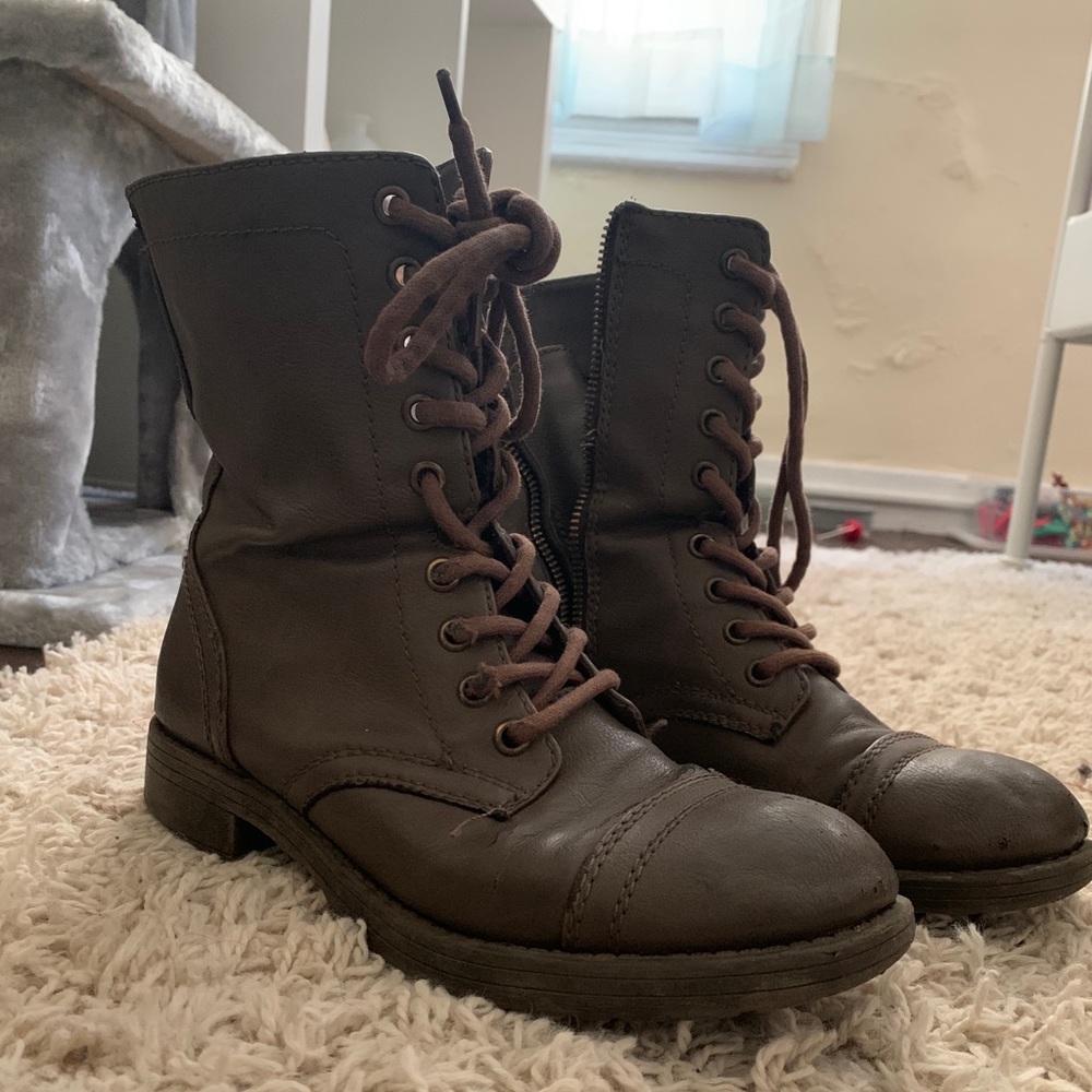 Amazing combat boots